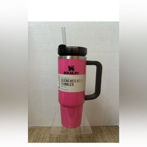 New Stanley  Electric Pink Glossy 30 oz. Flowstate Quencher H20 Tumbler.
